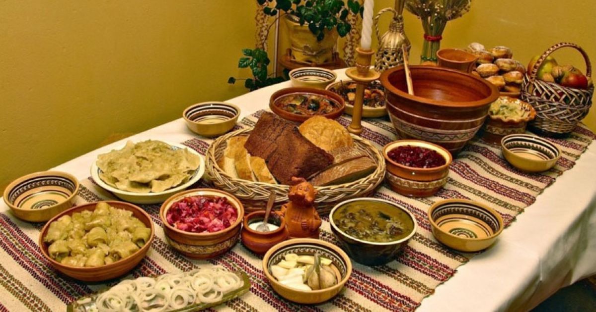 가족과 함께 즐기는 크리스마스 홈 디너 아이디어 post thumbnail image